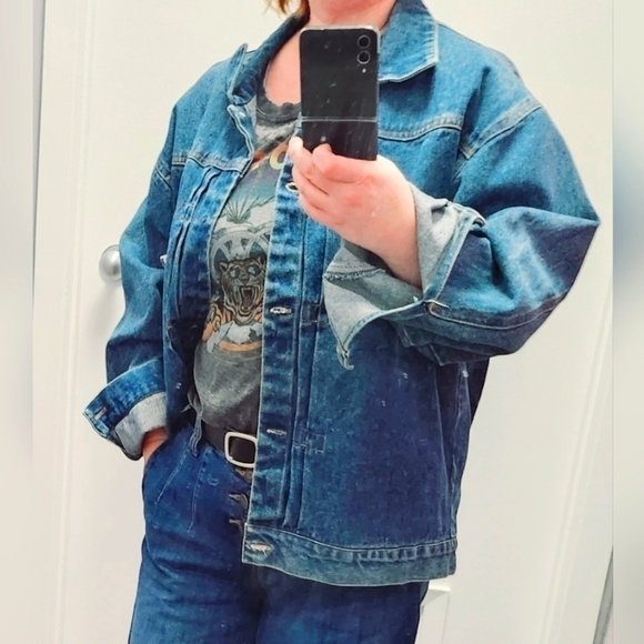 VINTAGE  90s oversized jean jacket - Picture 1 of 6